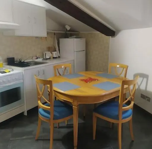 Monolocale Piano Alto Luminoso Pochi Minuti Metro Rossa Promo Tax On Request Διαμέρισμα *