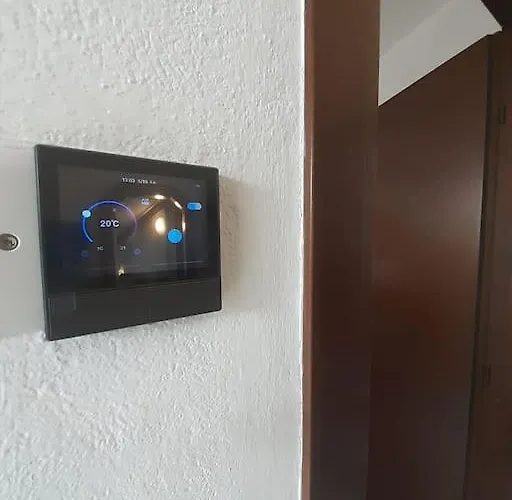 Monolocale Piano Alto Luminoso Pochi Minuti Metro Rossa Promo Tax On Request