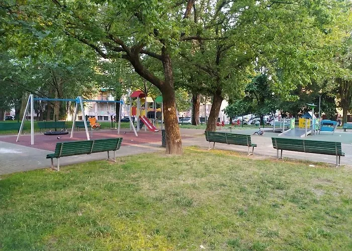 Monolocale Piano Alto Luminoso Pochi Minuti Metro Rossa Promo Tax On Request Διαμέρισμα *