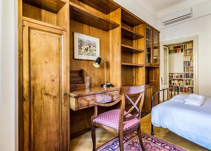 Huge Center Guastalla Gardens 8pax Apartmán *