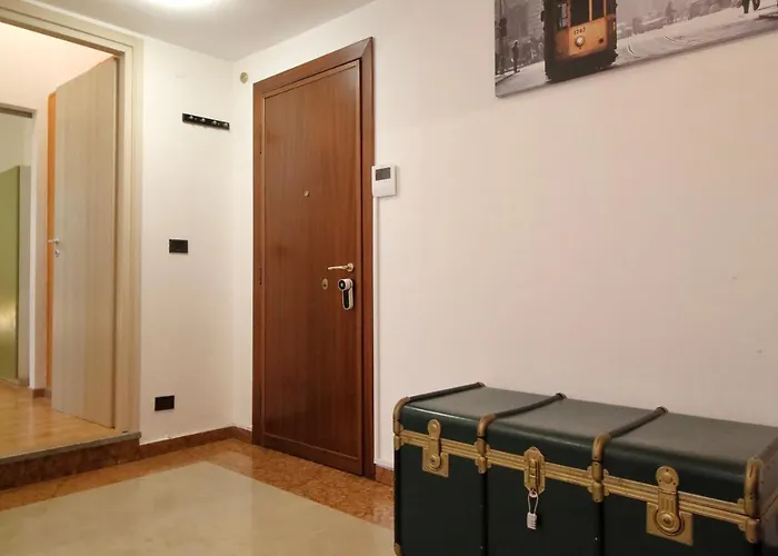 Isola - Your From * Mailand