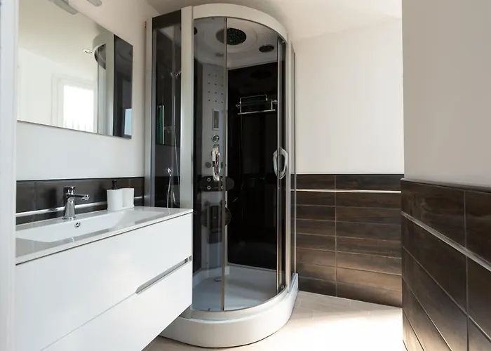 Easytopstay - Zara Bright Flat Appartamento