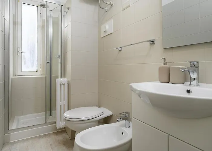 Insubria 8-3sx - Monolocale Cool Milan