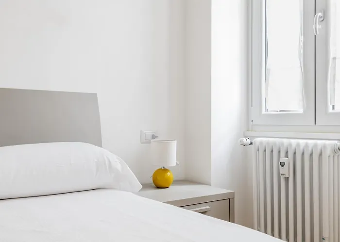 Easylife - Stile E Comfort A Due Passi Da *