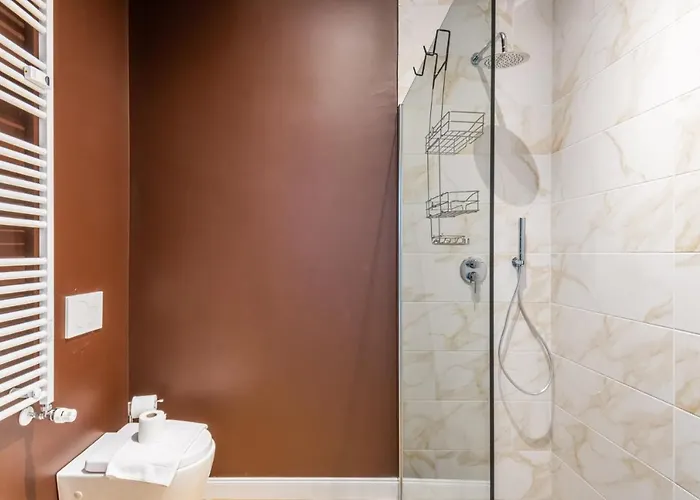 Easylife - Stile E Comfort A Due Passi Da