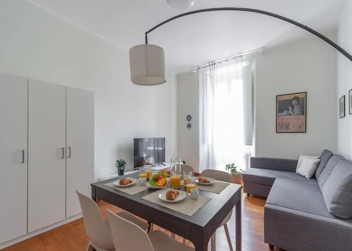 Appartement The Rent - Spacious Two-bedroom In Porta Romana *
