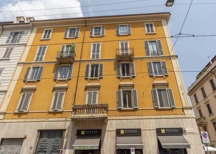 The Rent - Spacious Two-bedroom In Porta Romana Mediolan