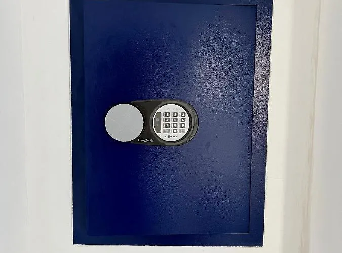 812 *