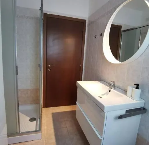 Flo House, Universita Bicocca Daire *