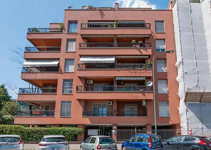 Ihost Luxury - Savona 112 *