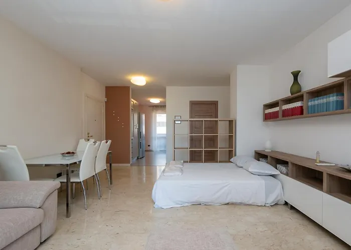 Daire Ihost Luxury - Savona 112