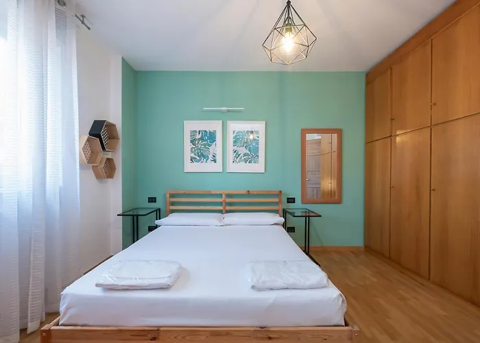 Ihost Luxury - Savona 112 *