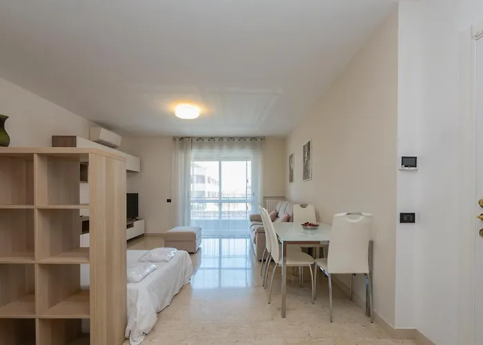 Ihost Luxury - Savona 112