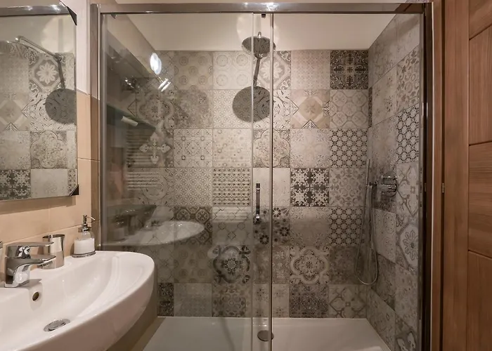 Ihost Luxury - Savona 112