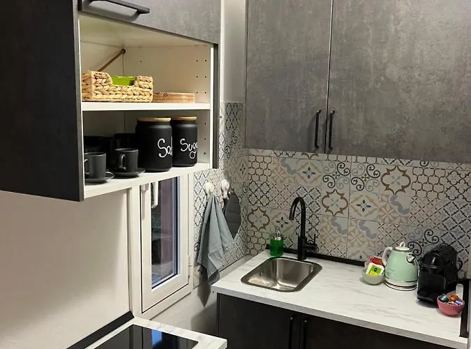 Stylish 3 Km Away From Duomo - Netflix, Wi-fi, All Comforts Included Milano