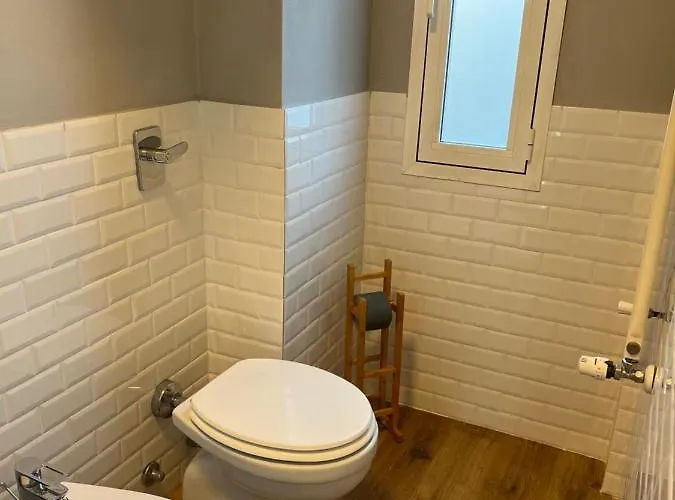 Stylish 3 Km Away From Duomo - Netflix, Wi-fi, All Comforts Included Milano