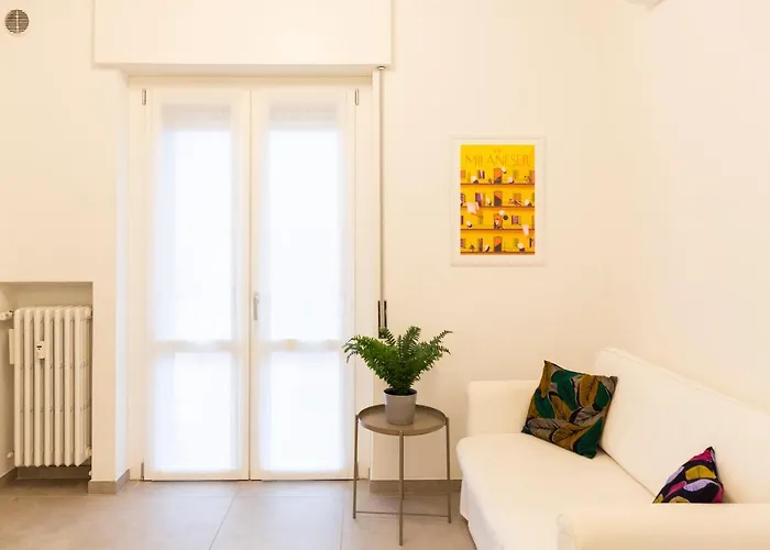 Brenta Floor - Mm3 Yellow Line * Milano