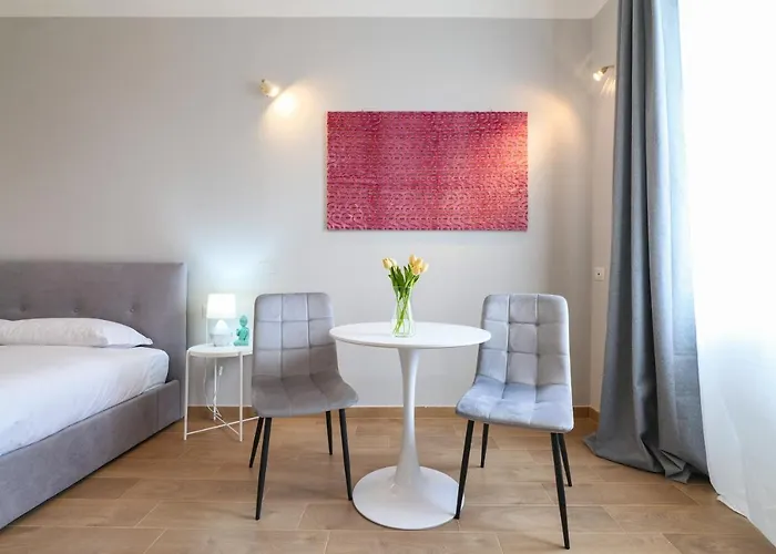 Primopiano - Meda 6 Apartman *