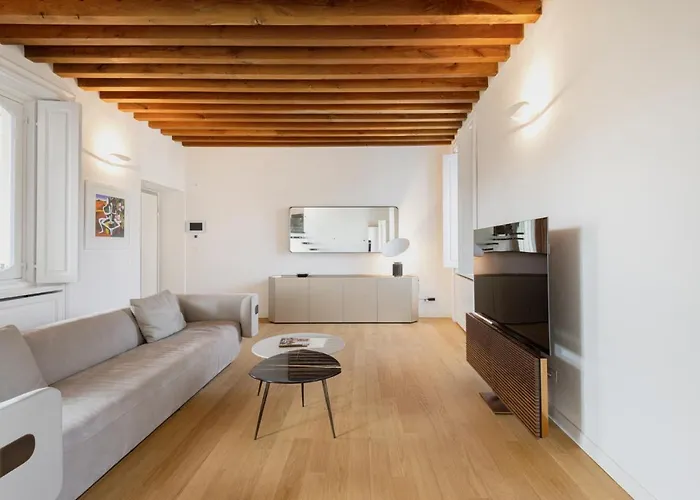 아파트 Easylife - - Piazza Santo Stefano 12 - Duomo 밀라노