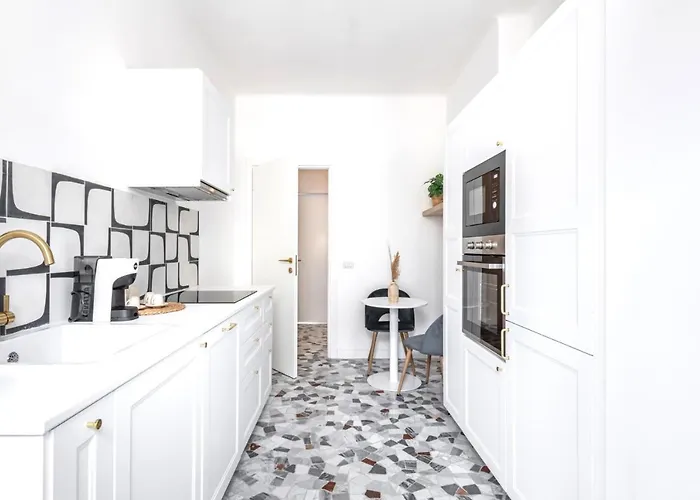 Easylife - - Galleria Buenos Aires 10 - Duomo Appartamento *