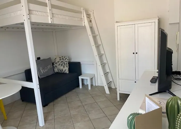 Cozy Gambara - Sansiro 米兰