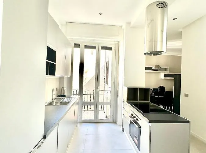 Be-c0 Luxury & Family Milánó