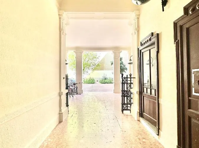 Be-c0 Luxury & Family Apartman Milánó