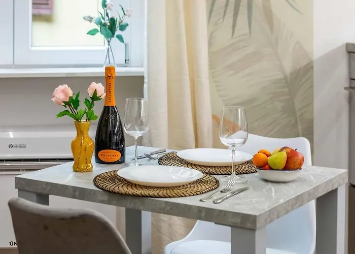 Exotic House In Of 아파트 밀라노