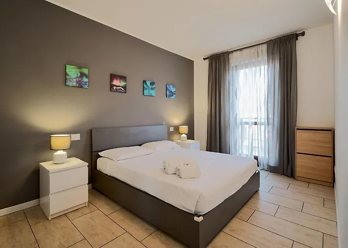 Xenia - New And Bright Urban Housing * Milano