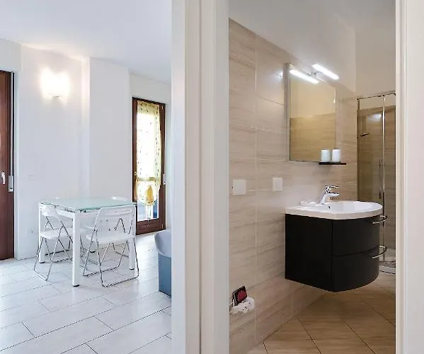Xenia - New And Bright Urban Housing Appartamento *