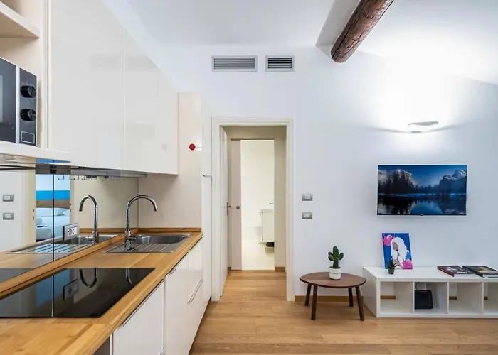 Easylife - - Vigevano 13 P3n - Navigli *