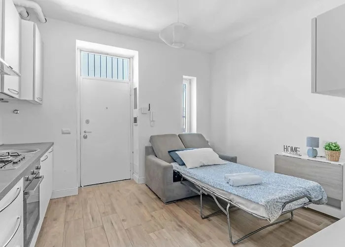 Apartment Mo237 Loreto- Duomo -modern -