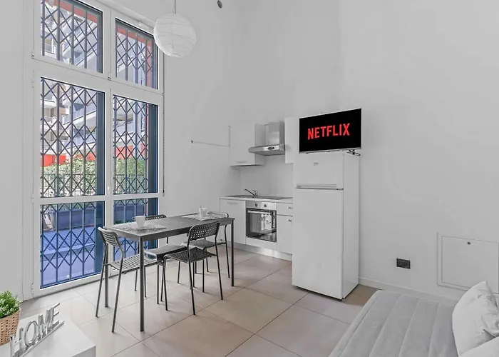 Cos54 - Exclusive With Garden In * 米兰