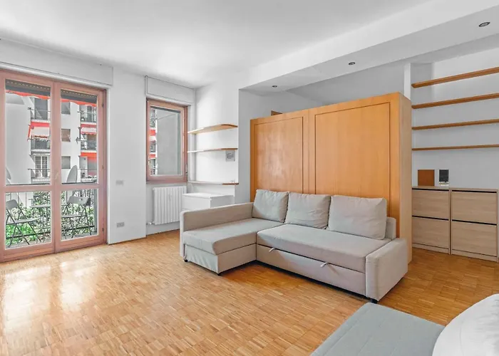 Pau10 -porta Romana - Duomo - Luxury