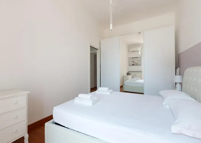 Roomy X5 - 850 M Far From Famagosta Mm2 Appartement