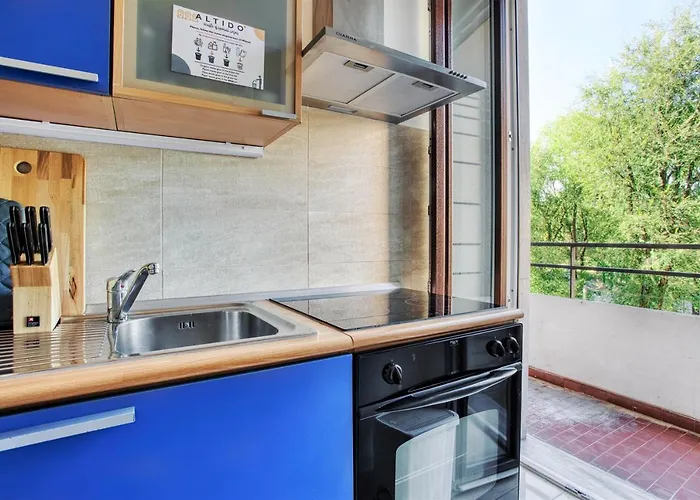 Apartment Joivy Stylish Flat In Porta Genova Mailand