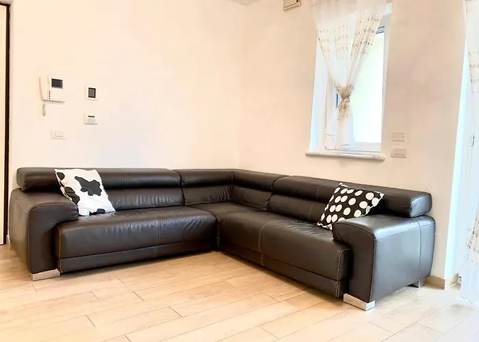 Appartement Mpm - Belinzaghi 5 6 Pax Milan