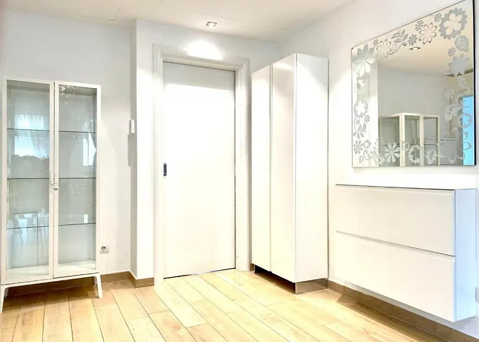 Mpm - Belinzaghi 5 6 Pax Milan