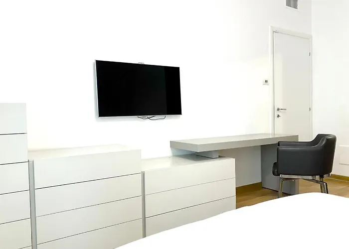 Appartement Mpm - Belinzaghi 5 6 Pax *