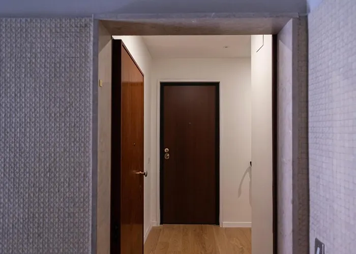 Moderno Bilocale In Corso Buenos Aires דירה *