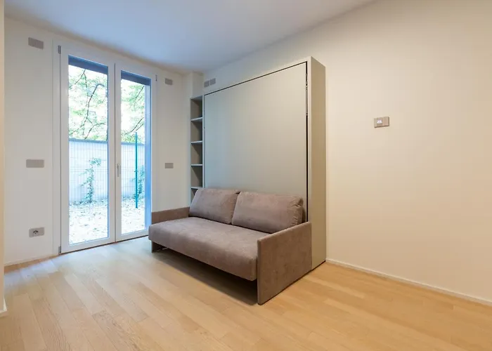 Easytopstay - Cozy Flat With Parking 米兰