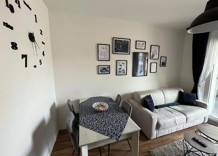 شقة New Close To The City Center! ميلان