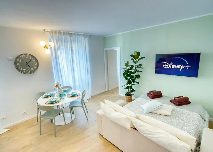 Leafy Sunshine, Bilocale In Porta Venezia, Con Metro A 1 Min A Piedi *