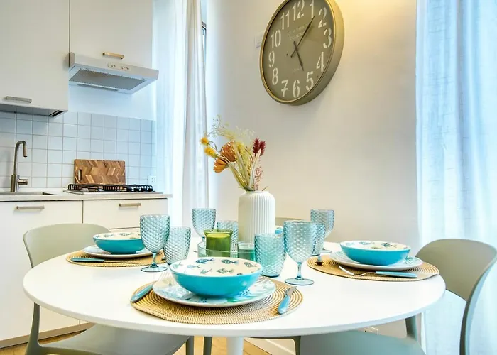 Leafy Sunshine, Bilocale In Porta Venezia, Con Metro A 1 Min A Piedi Daire Milano