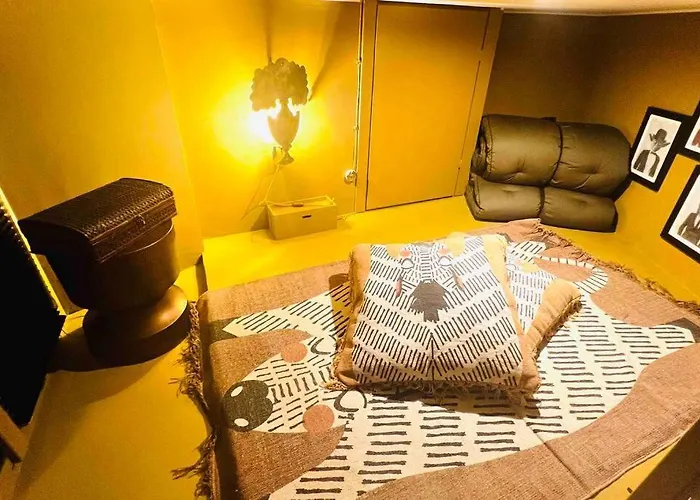 Luxury Bohemian With Private Garden In