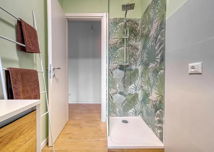 Appartement Leafy Sunshine, Bilocale In Porta Venezia, Con Metro A 1 Min A Piedi Milan
