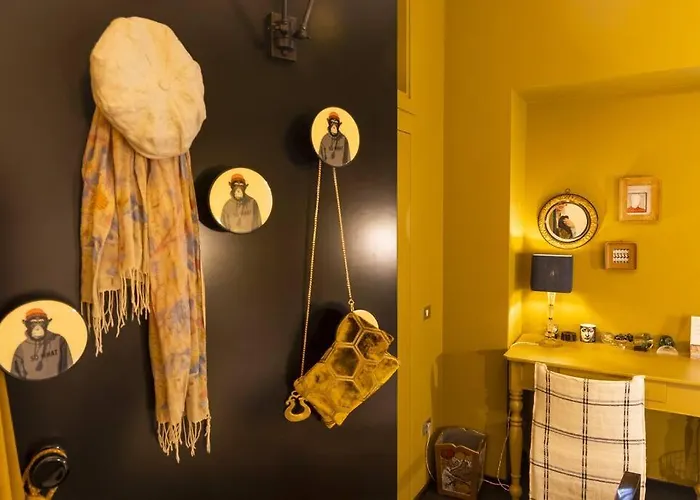 Luxury Bohemian With Private Garden In Apartman