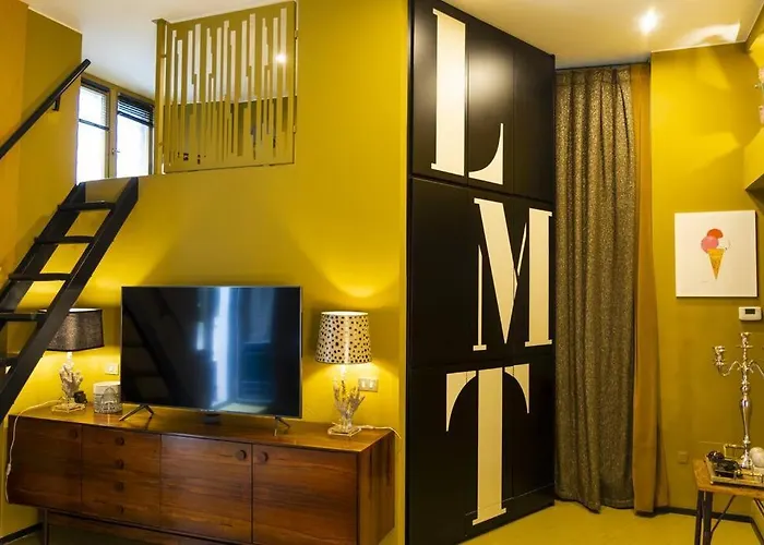 Luxury Bohemian With Private Garden In *