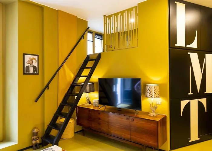 Luxury Bohemian With Private Garden In *