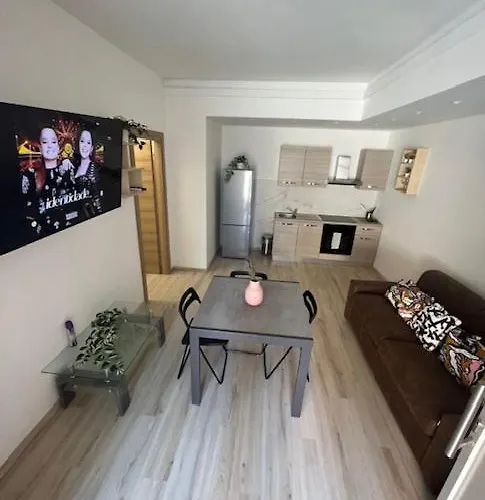 Apt. N. 2 * מילאנו